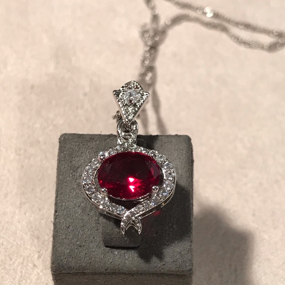 Red Ruby White GP Stunning Item